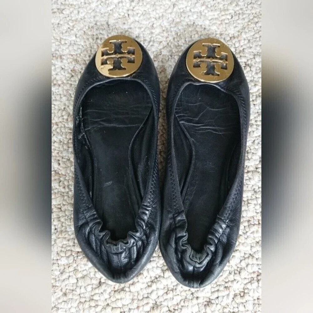 Tory Burch Minnie Travel Leather Ballet Flat size 6 in Black